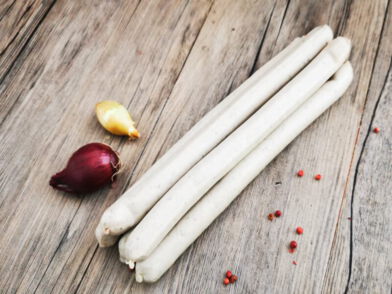 Rostbratwurst, fein, gebrüht, lang