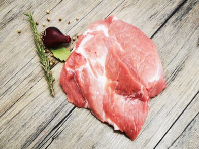 Schweine-Kammsteak portioniert, Natur
