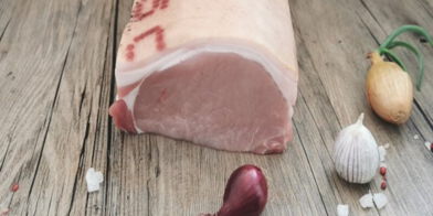 Schweine-Rücken mit Schwarte